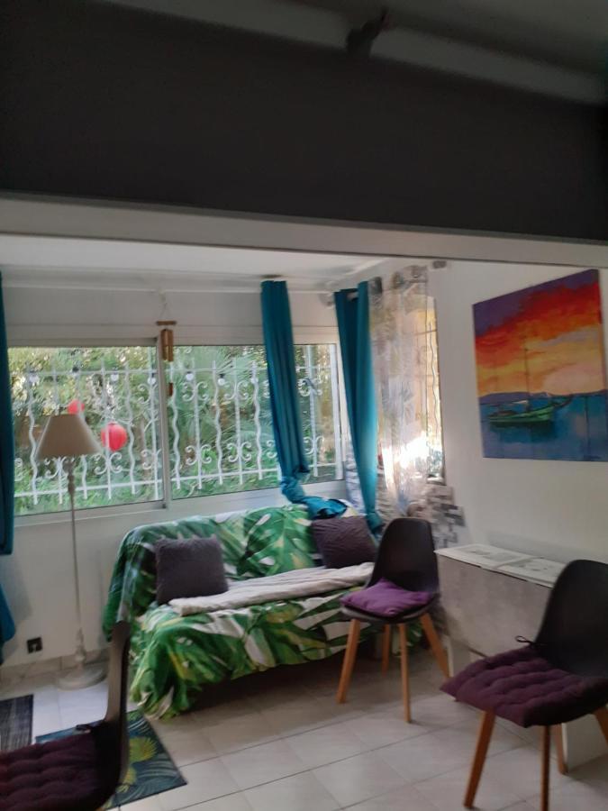 Jardin Et Bambous, Studio Cosy, Classe 2 Etoiles 마르세이앙 외부 사진